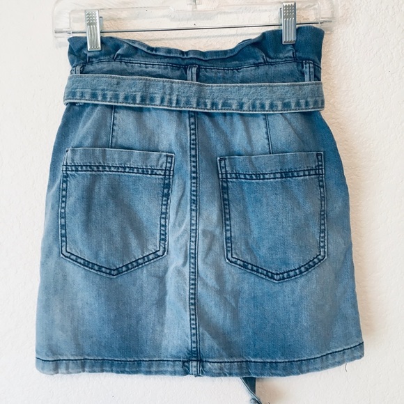 🦋FREE PEOPLE paper bag waistline soft denim skirt - Picture 2 of 6